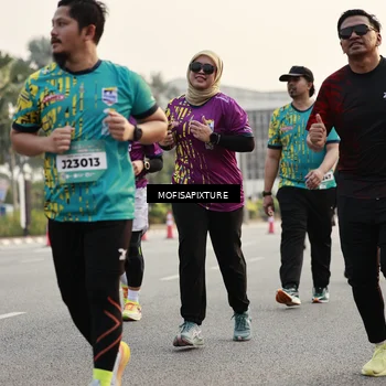 Runner Photo 5903626