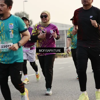 Runner Photo 5903649