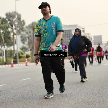 Runner Photo 5903657