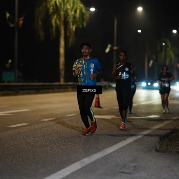 Runner Photo 5903665
