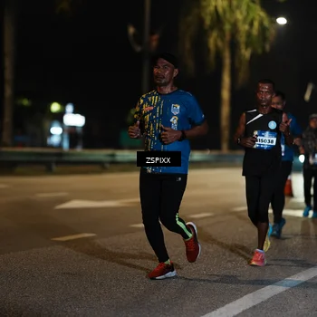 Runner Photo 5903689