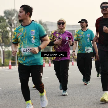 Runner Photo 5903692
