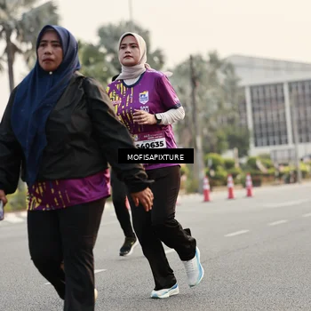 Runner Photo 5903695