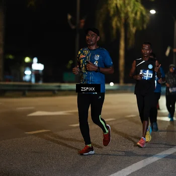 Runner Photo 5903697