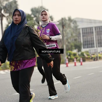 Runner Photo 5903698