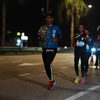 Runner Photo 5903699