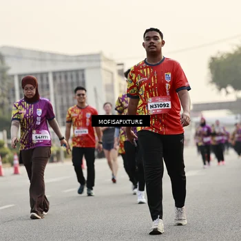 Runner Photo 5903723