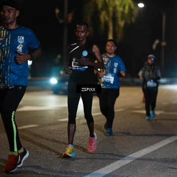 Runner Photo 5903735