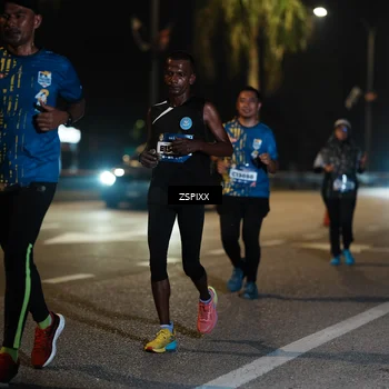 Runner Photo 5903738
