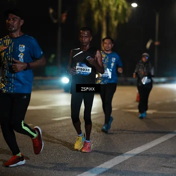 Runner Photo 5903739