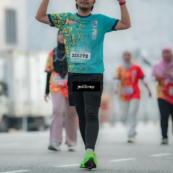 Runner Photo 5903762
