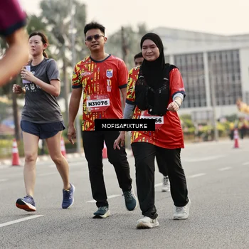 Runner Photo 5903773