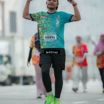 Runner Photo 5903779