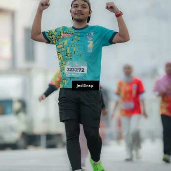 Runner Photo 5903780