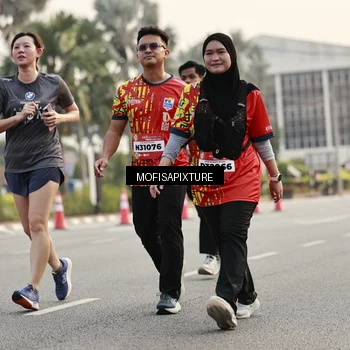 Runner Photo 5903786