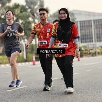 Runner Photo 5903791