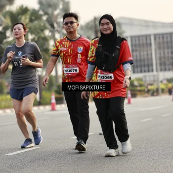 Runner Photo 5903792