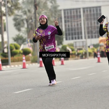 Runner Photo 5903796