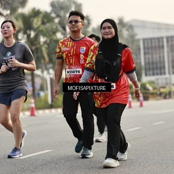 Runner Photo 5903800