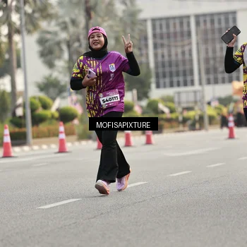 Runner Photo 5903801
