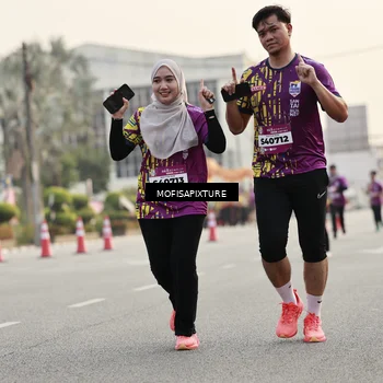 Runner Photo 5903811