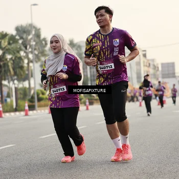 Runner Photo 5903859
