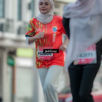 Runner Photo 5903878