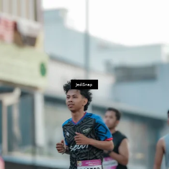 Runner Photo 5903882