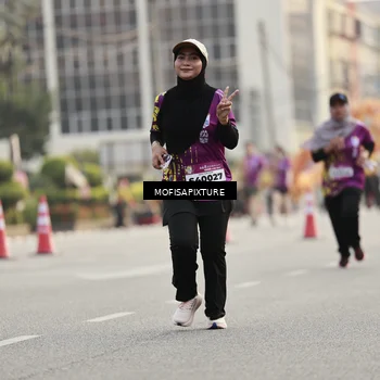 Runner Photo 5903890