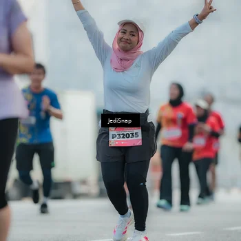 Runner Photo 5903921