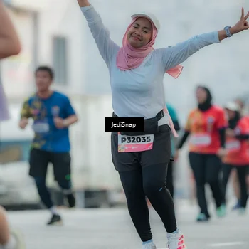 Runner Photo 5903971