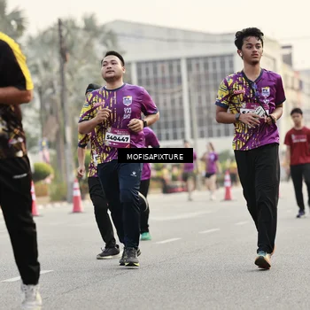 Runner Photo 5904009