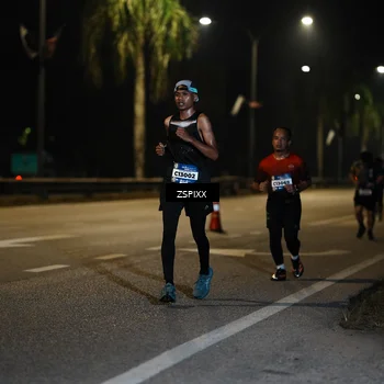 Runner Photo 5904021