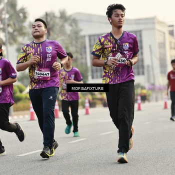 Runner Photo 5904054