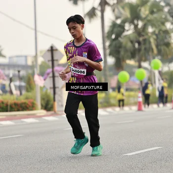 Runner Photo 5904062