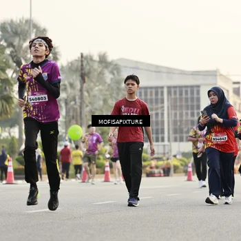 Runner Photo 5904077