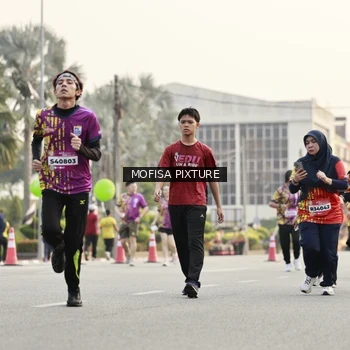 Runner Photo 5904083