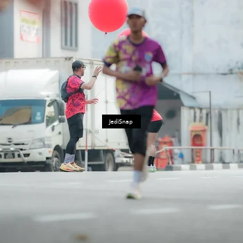 Runner Photo 5904086