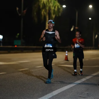 Runner Photo 5904089
