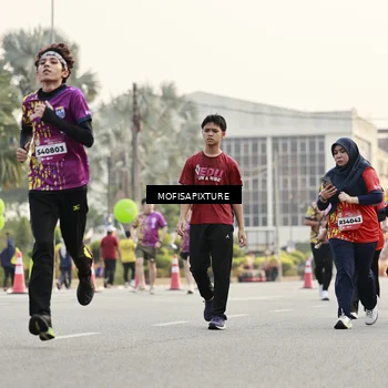 Runner Photo 5904098