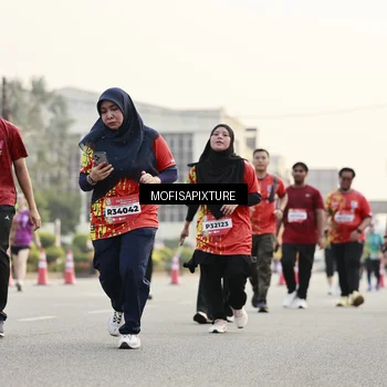 Runner Photo 5904107