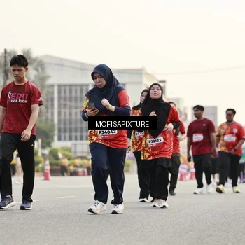Runner Photo 5904111