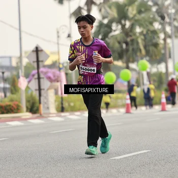 Runner Photo 5904116