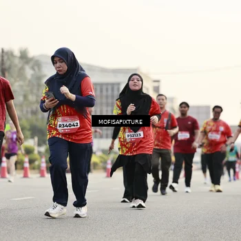 Runner Photo 5904118