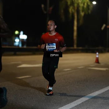 Runner Photo 5904119