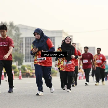 Runner Photo 5904132