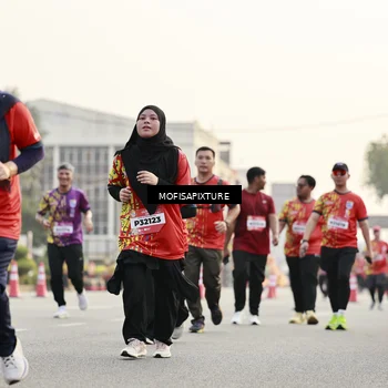 Runner Photo 5904135
