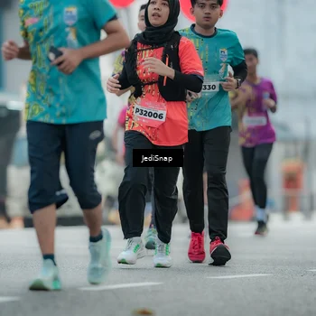 Runner Photo 5904142