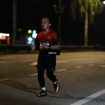 Runner Photo 5904147