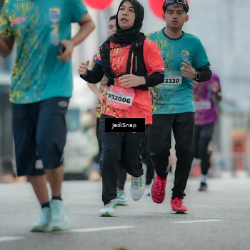 Runner Photo 5904149